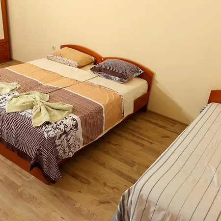 Complex Dreams Bmt Lejlighed *