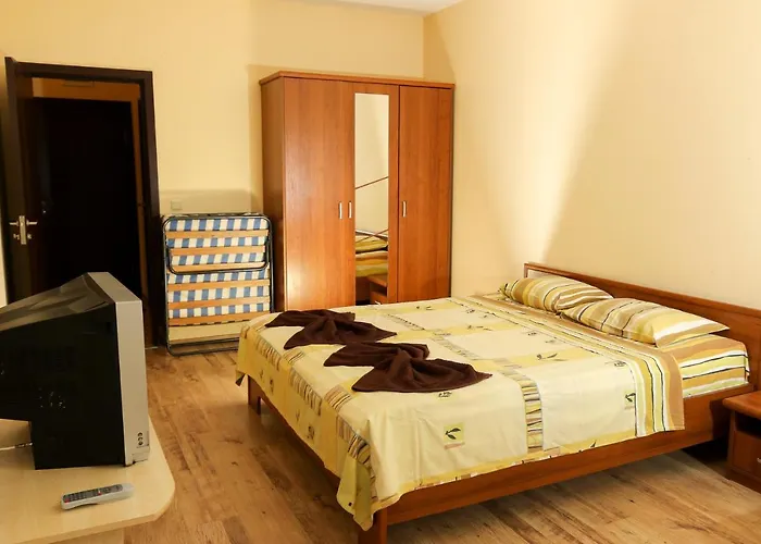 Complex Dreams Bmt Apartment *