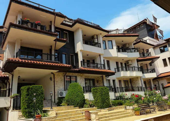 Apartment Complex Dreams Bmt